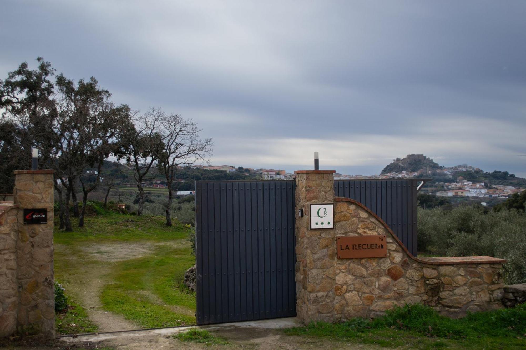 Casa Rural La Recuera Montánchez Exteriér fotografie